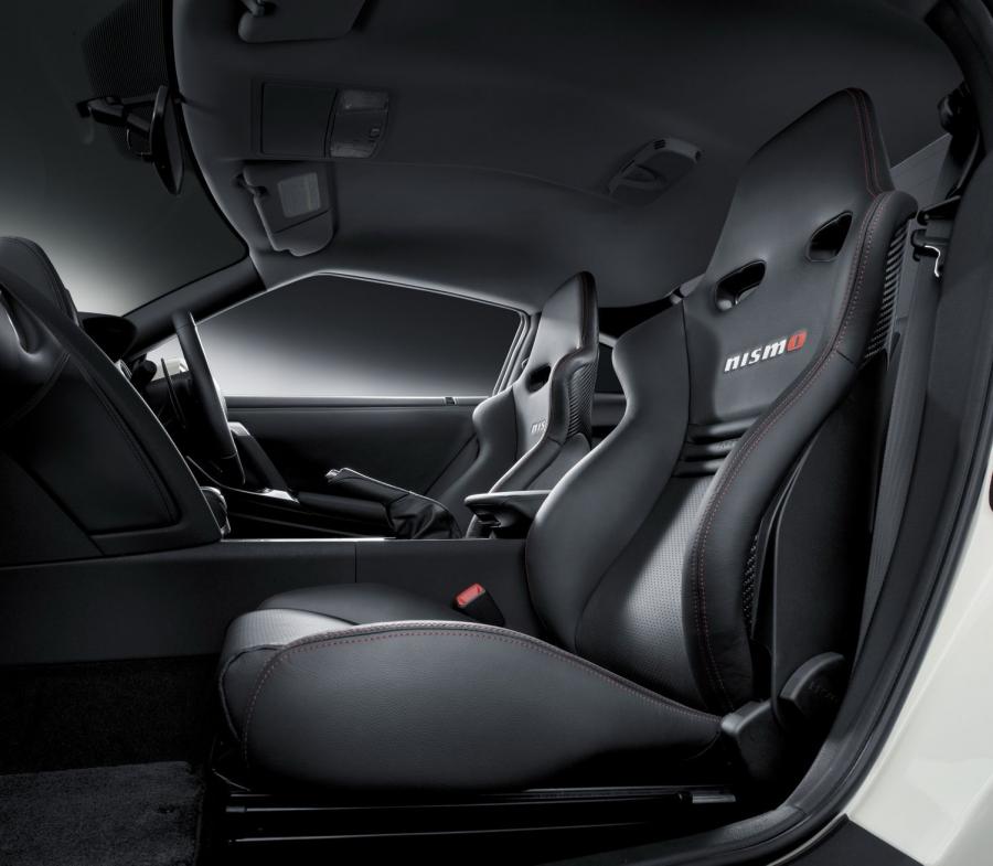 Nissan GT-R Club Sports by Nismo 2009 года  (фото 4 из 4)